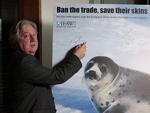 Eric at the IFAW event in the Commons