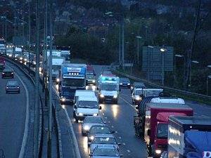 Slow traffic on the A1 western by pass (c) FreePhoto